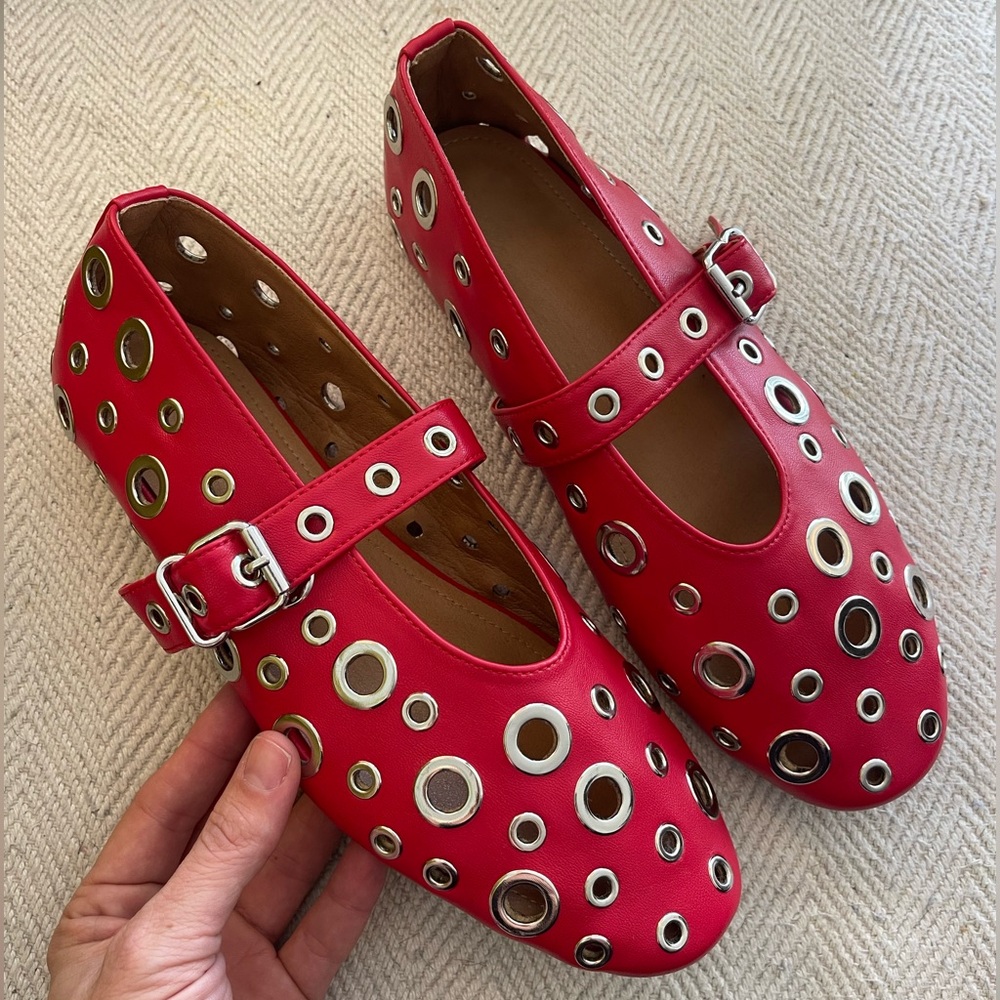 Red ballet flats